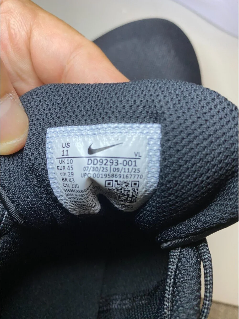 Nike Downshifter 12 DD9293-001 Mens Sneaker US 11 Black White Mesh Running Shoes
